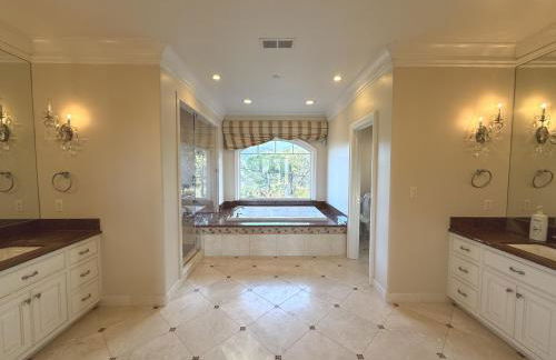 5BR Luxury with KTV, Pool, View, Near Stanford - Foto 44