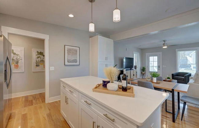 Fall Festivities - 4BR Home by IU Stadium Bloomington Bliss - Foto 17