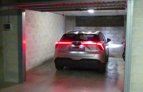 Spacious, with private Parking, 2 bedrooms 2 bathrooms - Comfortable and Bright Apartment in Florence with Private Parking Garage - Just Few Minutes walking From Historic Center - Foto 32