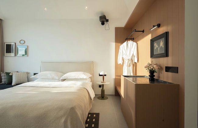 Miyue Roman Holiday Bubble Pool hotel - Photo 23