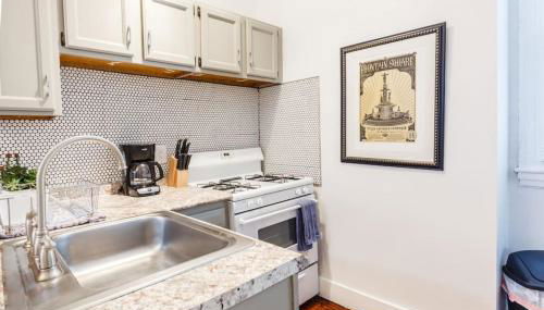 Stylish Flat in Walkable Downtown w Parking - Foto 4