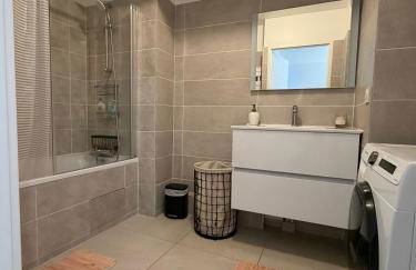 Brand new in Saint-Cloud, 2BR, terrace and parking - Foto 7