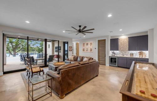 LBJ Bliss Retreat Heated Pool Hot Tub Game Rooms - Foto 38