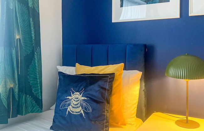 Phoenix House - Photo 19