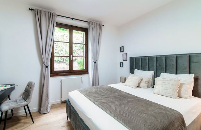 Monsignor Houses - Photo 3