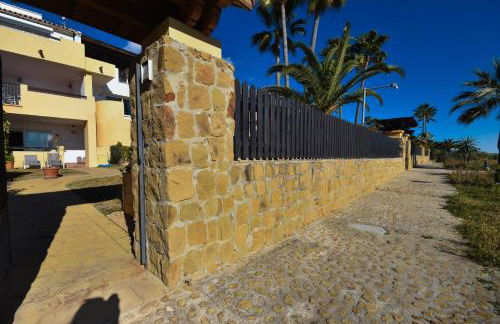 Apartment, front line beach, in Las Arenas, Bahía de Marbella - Photo 64