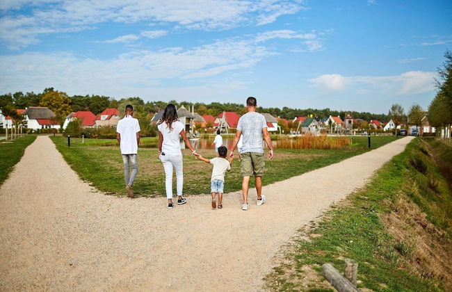 Nice Villa With Sauna, Whirlpool & Steam Shower - Photo 17