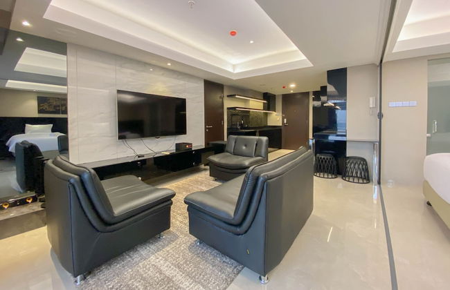 Spacious Combined Studio Apartment At Warhol (W/R) Residence - Foto 1