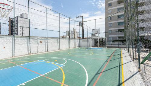 Apartamento a 400M PRAIA com PISCINA sacada com CHURRASQUEIRA privativa Wi-Fi Portaria 24h PLAYGROUND INFANTIL Quadra de esportes e vaga privativa de GARAGEM Reserve agora mesmo - Foto 3