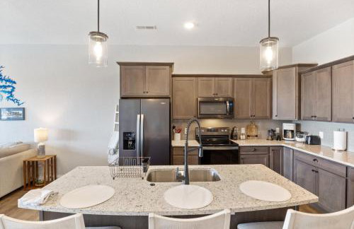 Amazing Top Floor Condo at Topsider Resort Community - Photo 19