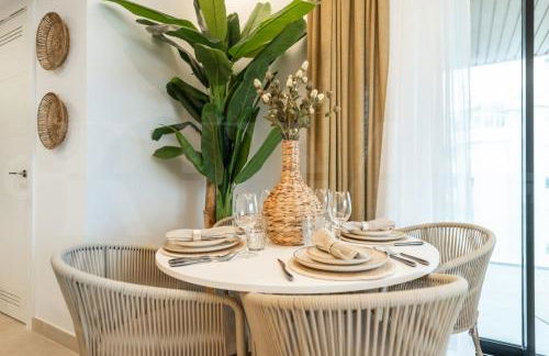 Elegant 2 bedroom gem with terrace and parking REMS - Foto 49