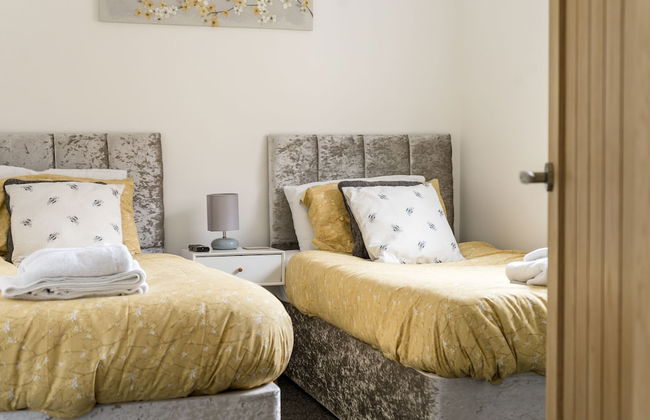 2br-sleeps5-privategarden-freeparking-pets - Foto 3