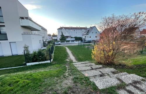 Cosy apartment on Strasbourg Tramway line and Canal - Appartement confortable sur ligne tram Strasbourg et Canal - Foto 38