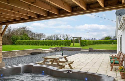 5 Bed in Bryncroes oc-llecyn - Photo 1