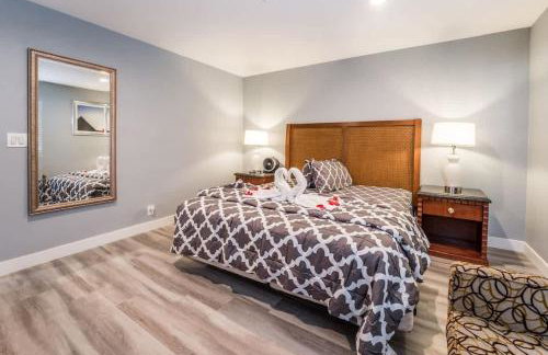 Luxury Living Just Steps from the Strip - Foto 42