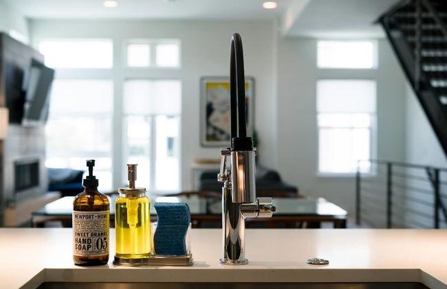 Regal Rooftop Retreat Rise Above the Ordinary - Foto 14