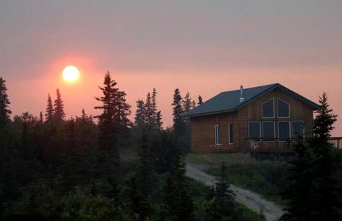 Riverfront Cabin Rental with All Meals Included inside Katmai National Park on the Alagnak Wild River, Alaska - Foto 1