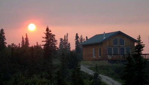 Riverfront Cabin Rental with All Meals Included inside Katmai National Park on the Alagnak Wild River, Alaska - Foto 1