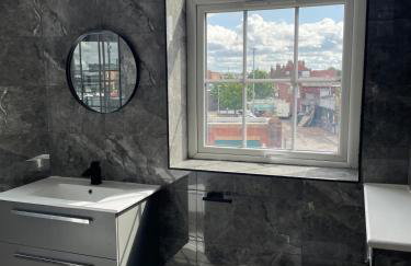 Stylish modern 2 bedroom flat 6B - Foto 17