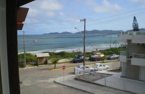 Praia de Quatro Ilhas a 50 metros do mar - Photo 73