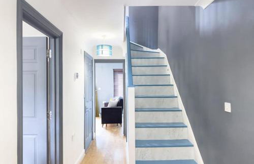 Last-Minute Specials l Modern 2 Double Bed Apartment for 5 Guests l Hofin Stays Short Lets & Serviced Accommodation - Foto 16