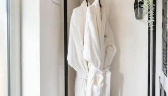 Romantic getaway UK with Private Sauna, King Bed, WiFi 517mbps & EV Charger - Foto 5