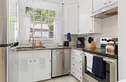 Near University & Dining- Garden District Dwelling - Foto 71