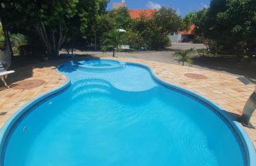 Chalé com piscina em Vilas do Atlântico - Foto 10