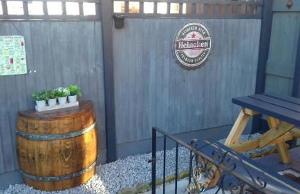 BED AT BOWBRIDGE Spacious house and parking - Foto 25