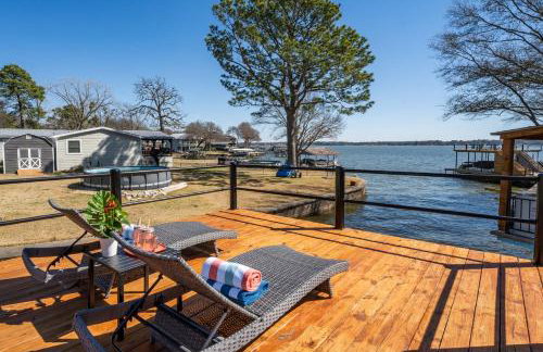 Luxury Lakefront Getaway - Foto 28