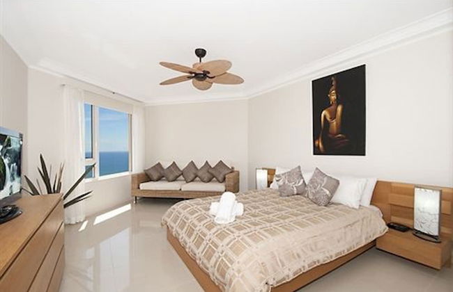 Belle Maison Apartments - Photo 6