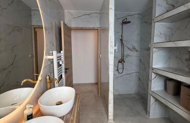 New villa 2025 Pyrenees View, Pool & Comfort - Foto 29