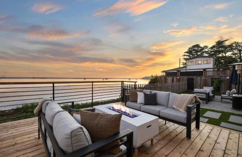 Experience the Pinnacle of Coastal Living at Harbour House - Foto 51