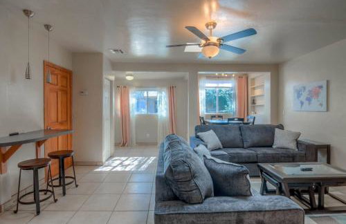 Appealing Quiet and Private Modern 2 Bedroom - Foto 4