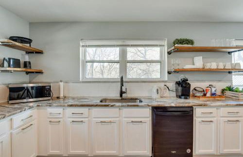 Modern Flower Mound Home Less Than 2 Mi to River Walk - Foto 2