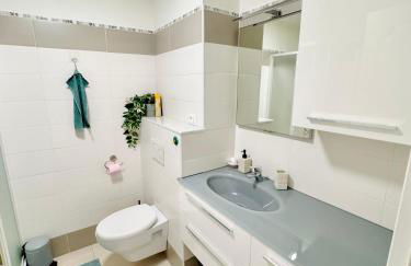 Chic & cosy proche mer - Photo 21