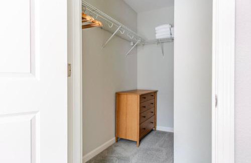 Blueground Emeryville pool nr Bay Street Park SFO-1987 - Foto 13