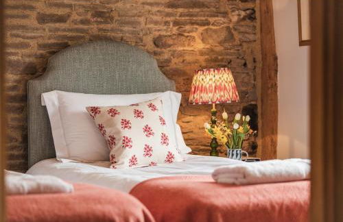 Meadow End Barn - Photo 21