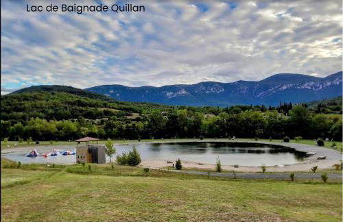 chambre et salle de bain privé s'ouvrant sur terrasse, jardin et cuisine d'été - Foto 15