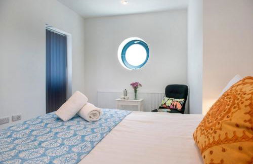 Turnstone - Photo 29