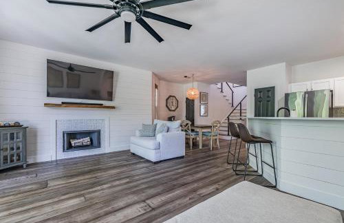 New Listing! Walking distance to Marina. - Foto 15