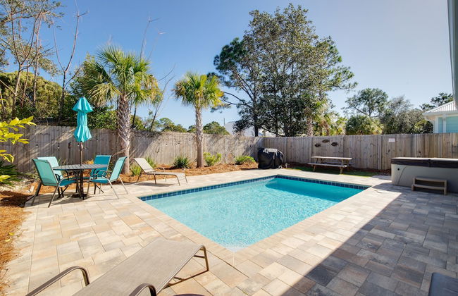Gorgeous 3bd/2.5ba NEW Home w/ Private Heated Pool Steps From Beach! - Foto 12