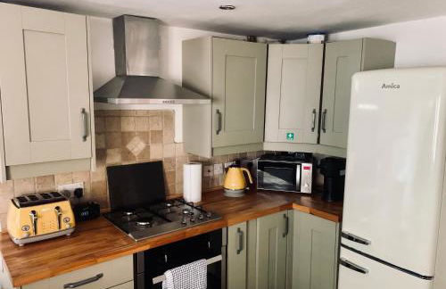 Fryers Cottage Wirksworth, a traditional yet stylish 2-bedroom Peak District cottage - Foto 25