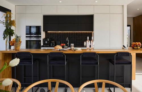 Villa Sitges Casa Selva 7 minutos de Sitges en coche Diseño Comodidad Nueva Ideal para Vacaciones - Photo 21