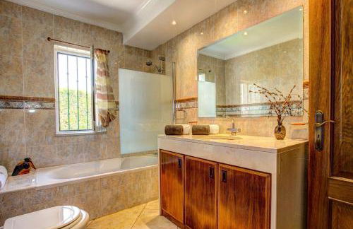 Villa Daisy by Villa Plus - Foto 10