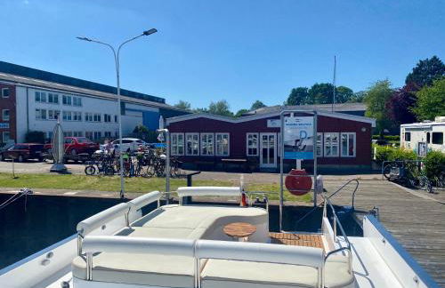Hausboot mit Traumlage in Lübeck-Travemünde - Foto 11