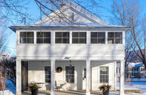 Beautifully Restored Home in Manchester Village - Foto 20