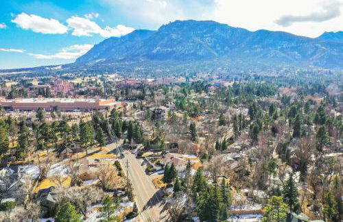 Adobe del Sur Architectural Gem Near Broadmoor - Foto 50