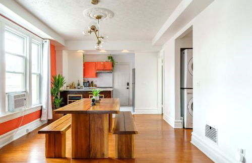 Bamboo Bungalow by Jungle House Near Convention Center OSU & Nationwide Arena Walk to High Street Downtown & Short North 5 800 Reviews Private Parking - Foto 56