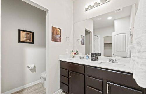 Elegant Home with Cozy Vibes - Foto 31